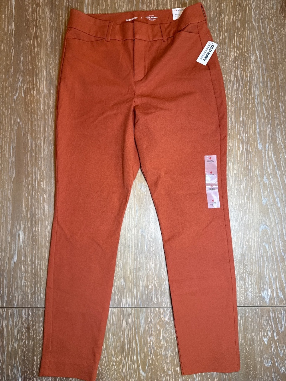 NWT Old Navy High rise Pixie Skinny Ankle Pants Size 14